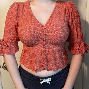 Abercrombie and Fitch Large flowing croptop